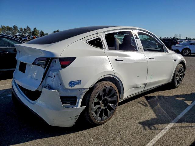 2021 Tesla Model Y, VIN 5YJYGAEE4MF160091. Photo 3 of 6 from Copart auction. OpenDataCar US salvage catalog.