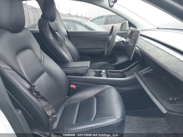 2021 Tesla Model Y, VIN 5YJYGDED5MF119560. Zdjęcie 5 z 6 z aukcji IAAI. Katalog aut z USA OpenDataCar.